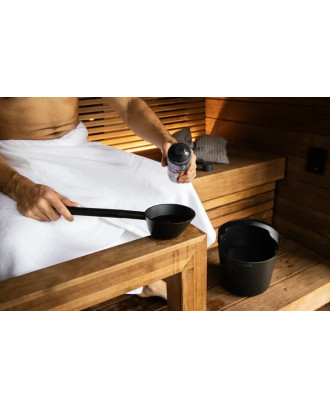 Saunatilbehør - Harvia Helmi Spand og Øse, Sort SAUNA TILBEHØR Saunatilbehør - Harvia Helmi Spand og Øse, Sort SAUNA TILBEHØR